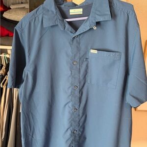 Columbia Navy Casual Button-Down Shirt
